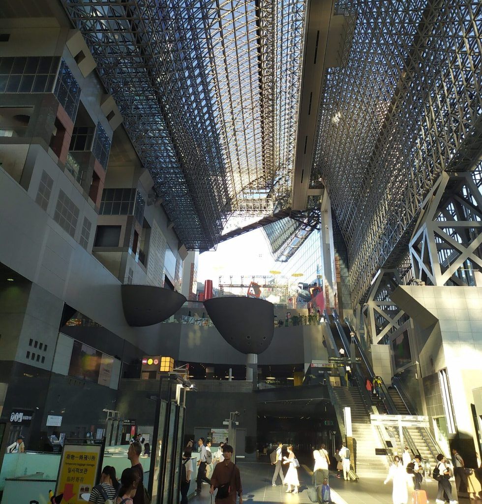 estacion trenes kioto