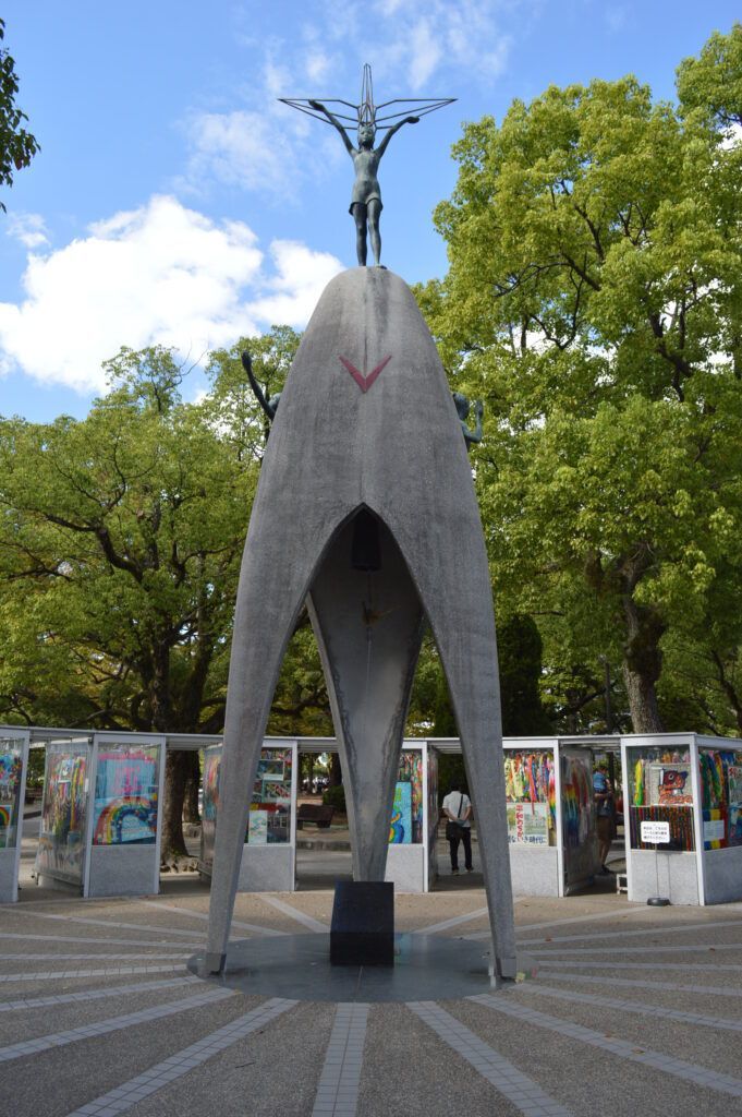 monumento a la paz de los niños
