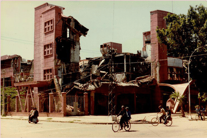 el banco de camboya destruido